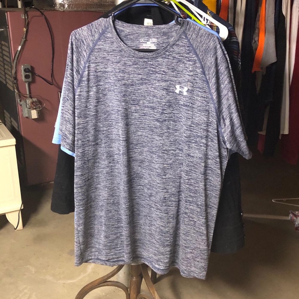 Men’s under armor shirt